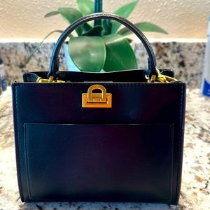 Super chic top handle dupe.